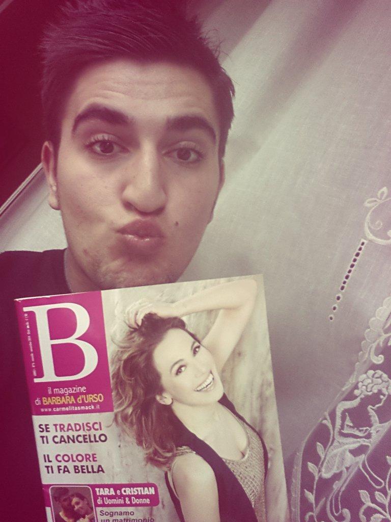 pepitoscommegna's tweet photo. @carmelitadurso @B__Magazine #selfiemaniaaa #selfiebmagazineeeee ♥♥♥♥♥ http://t.co/fpSJ05UOS6