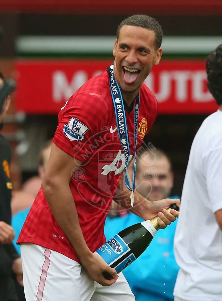 Happy birthday Rio ferdinand!! Feliz cumpleaños leyenda... 