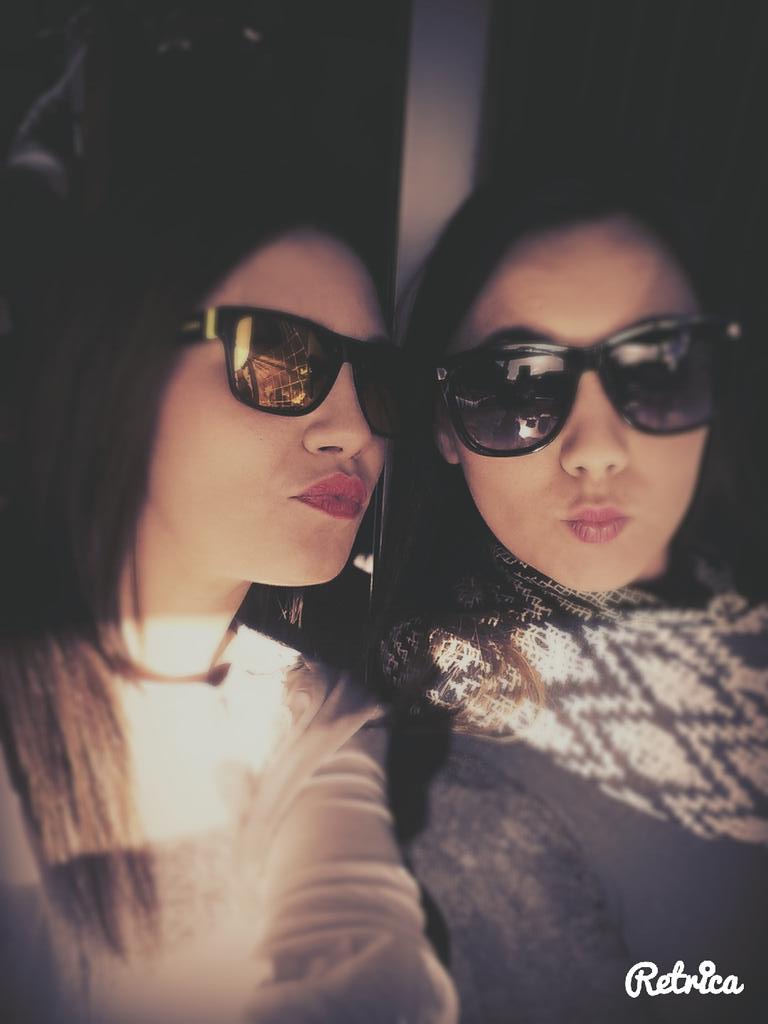 Fabii1988's tweet photo. Con mi hermana en galiciaaa...menos mal @eleniita_1991 @eleniita_1991  xfin vinistes a vermeeee http://t.co/Gm39ZuvShj