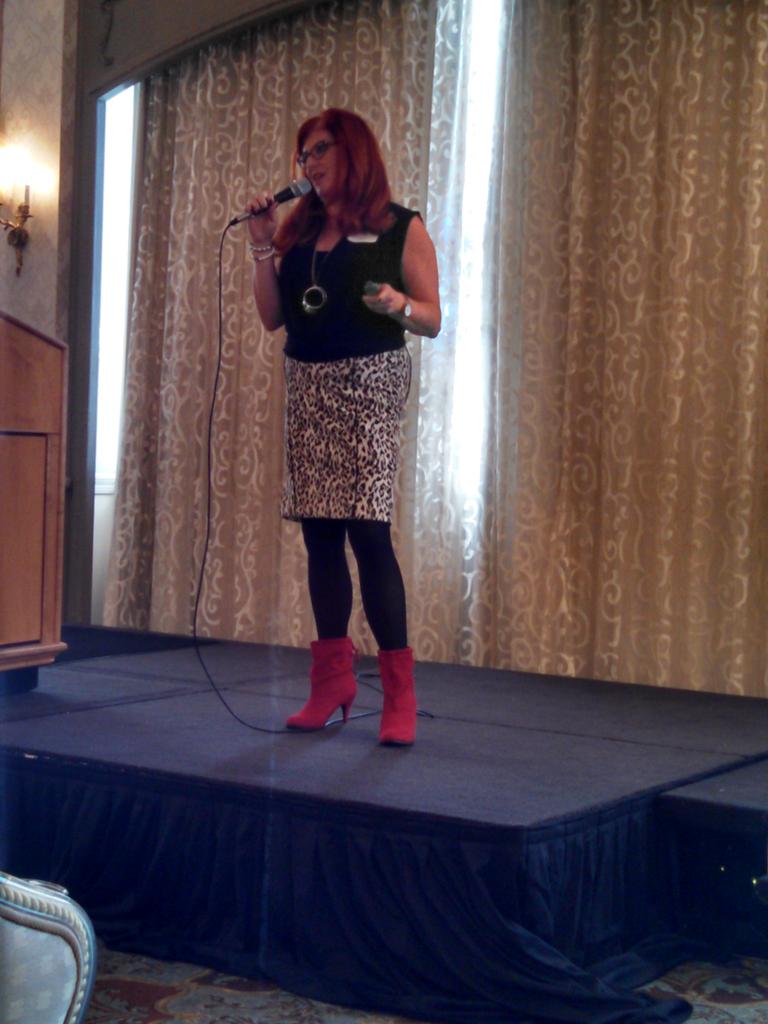 yourwebchicktm's tweet image. Tell your negative voice to SHUT UP!  Become your own best friend!!  Thanks @LisaBien!! #SmallBizBootCamp