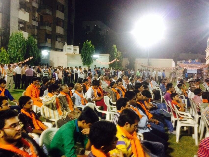 PrakashnathjoGi's tweet photo. Bjp karykarta snehmilan karykaram at #paldiward @ANIMESHSONI_09 @NayakDeep @pankajshuklabjp @iManishBJP @mantra_30 http://t.co/fwJ0CyY5gf