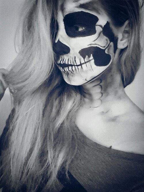 Overthrow StreetWear tweet media