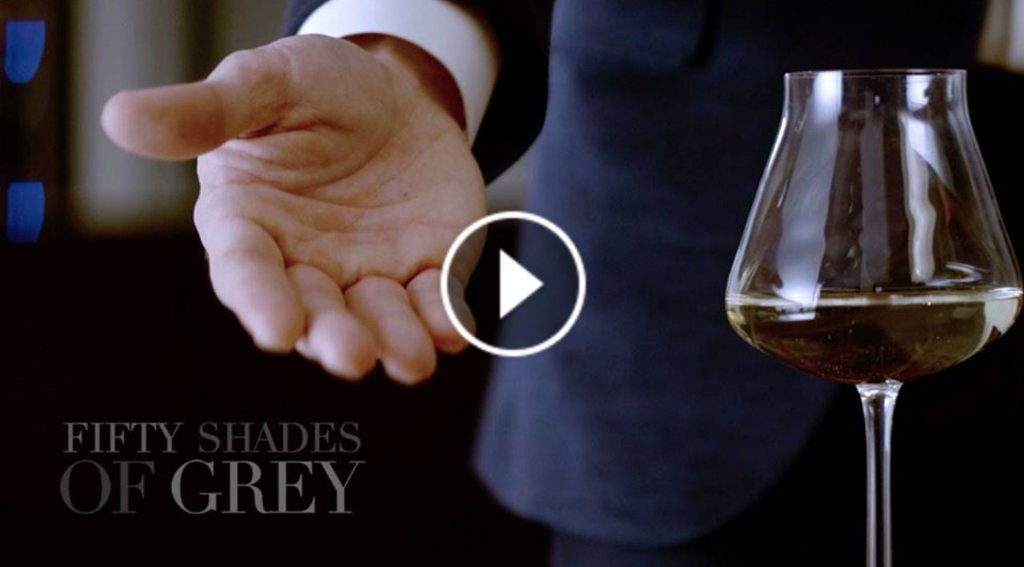 kimber_nahas's tweet photo. “@Cosmopolitan: This new @FiftyShades teaser is so sexy it hurts: http://t.co/O2AqmTWxUc http://t.co/6FujfFDhal” @chlok95