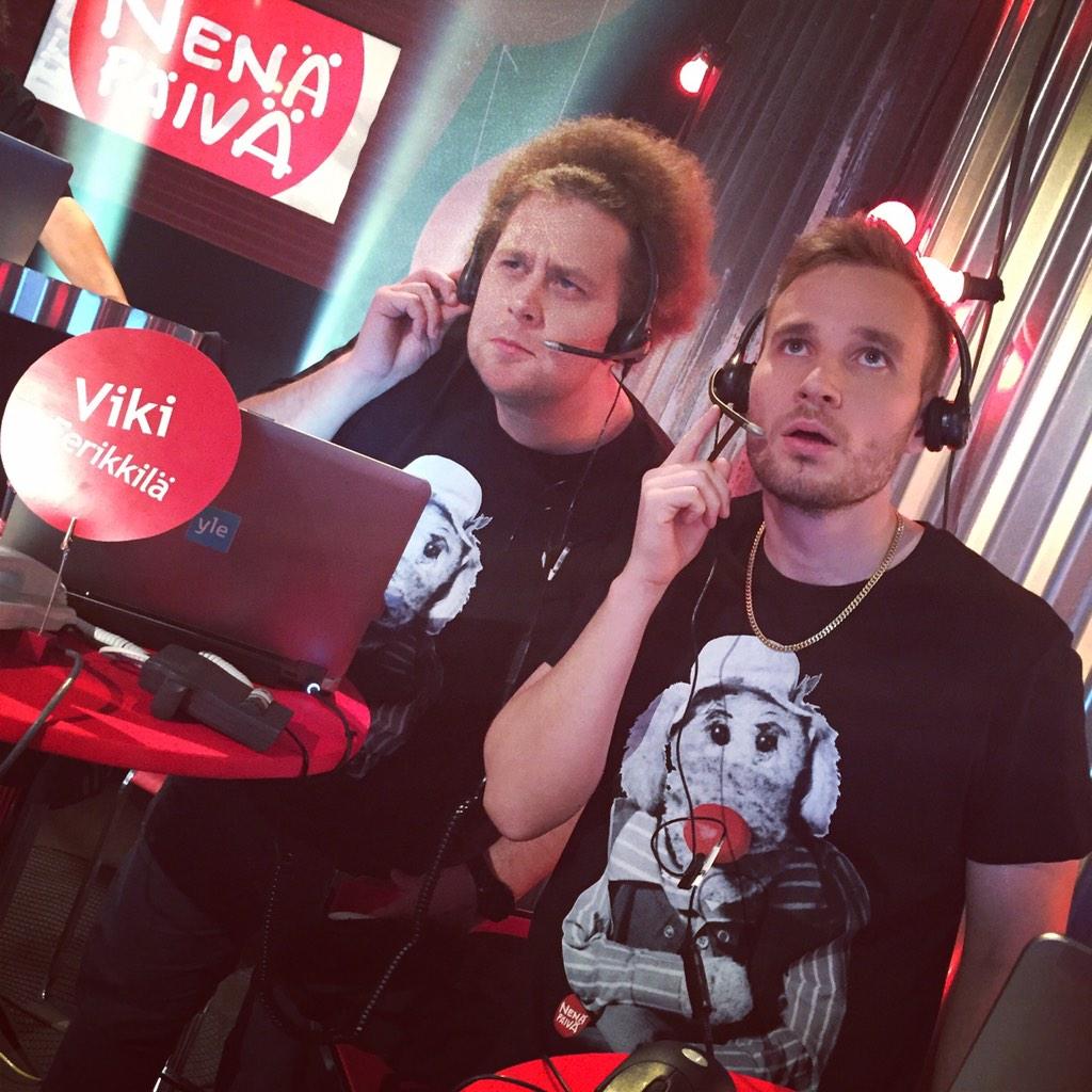 Täällä mm. <a href="/YleX/">YleX</a>:n Viki &amp; Mäkkäri vastailevat keräysnumeroihin. Lahjoita säkin! #nenäpäivä