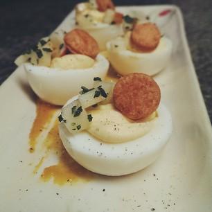BDKChicago's tweet photo. New Deviled Eggs: Honey Mustard, Apples, Sage, Cheddar Cracker #eggs #deviledeggs #tablefiftytwo http://t.co/vnYTUscYAC