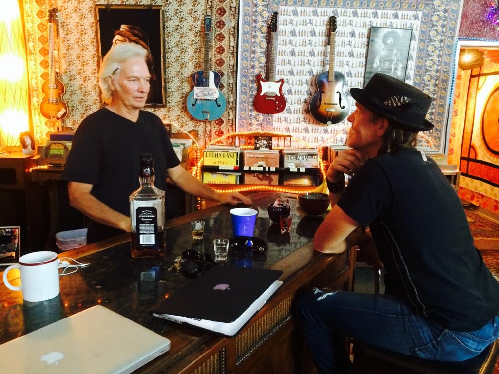 StudioProdigyMC's tweet image. Tonight! Setting up for @StudioProdigyMC with Jim Scott!  Are u in? @tapeopmag @HeyTreeAudio @royerlabs @Mojaveaudio