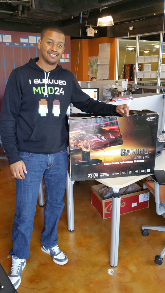 SrgntBallistic's tweet photo. I <3 @NVIDIAGeForce and @Acer. Thanks for this awesome 27" G-Sync Monitor! #Game24 #Mod24 #NewVideosSoon #SilkySmooth http://t.co/MI92Hd3FV1