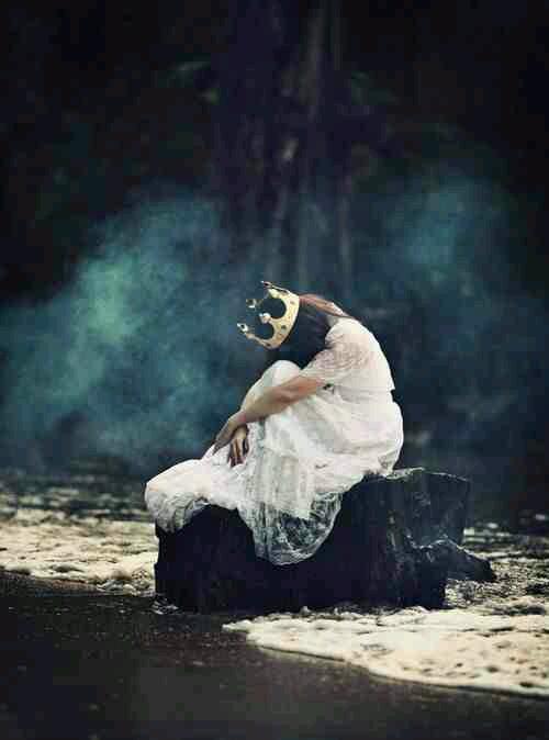 Becky__bananas's tweet image. It's not always easy, but it's ALWAYS worth it 👑 #upholdstandards  #letthemlaugh #laughBACK 😂😂