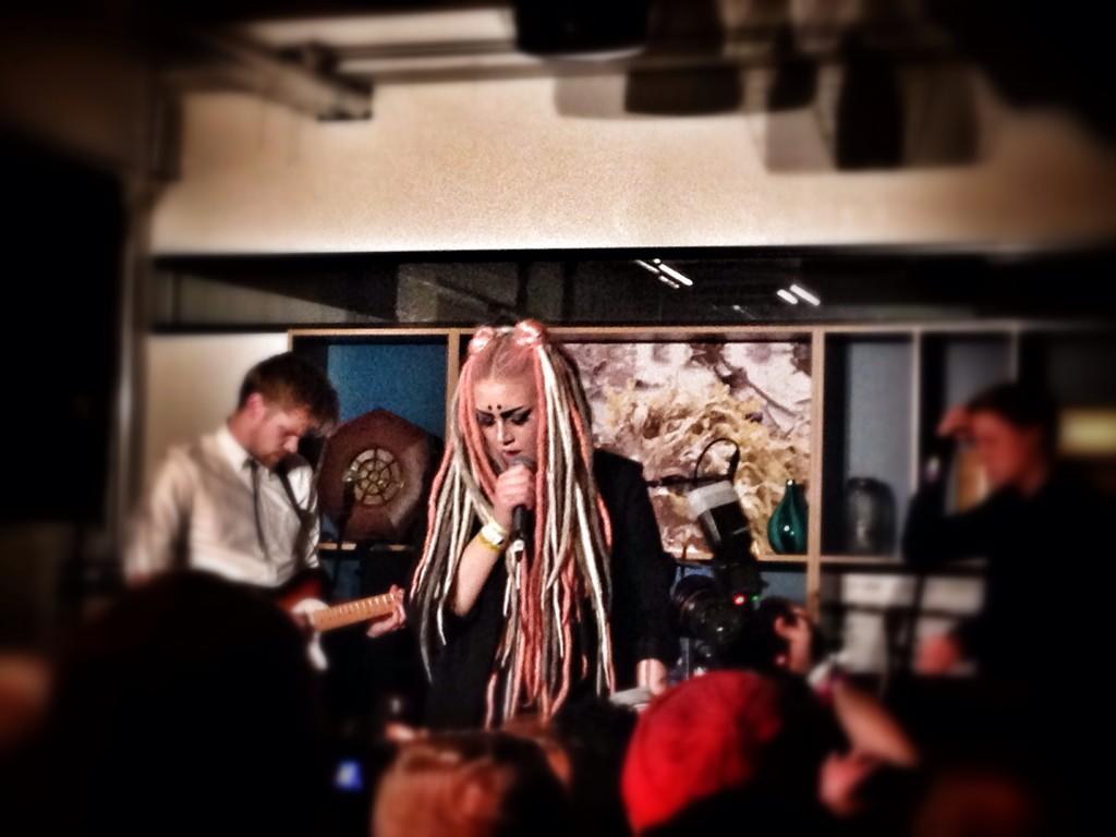 Don't miss it! #sykur #airwaves14 <a href="/gamlabio/">Gamla Bíó</a> tonight at 23.00!