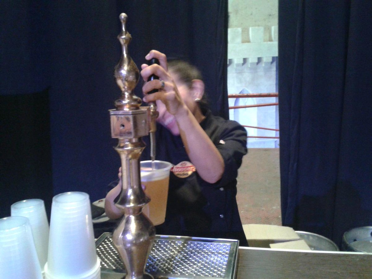 adidas_pump's tweet image. @restorandoarg #phpconferencear gracias por la cerveza, siempre!