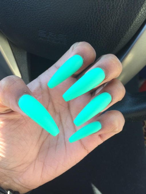 Watch $hawna's leaked NSFW photo on TwXstars