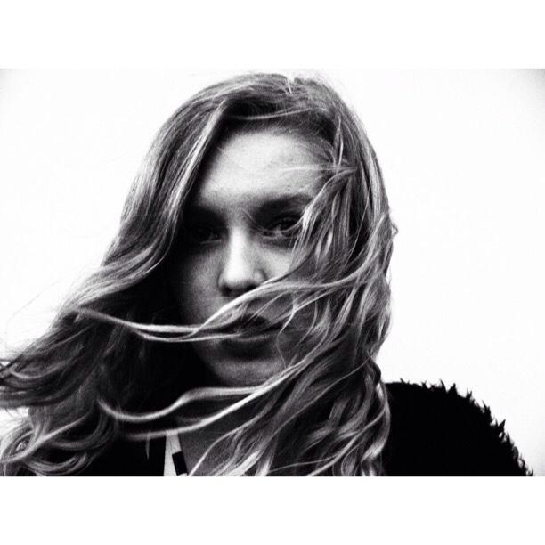 xo_noaaa's tweet photo. Paar fotos van shoot met @justfloorx http://t.co/t9mf64aZNd