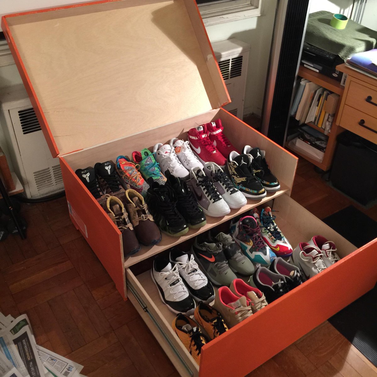 Complex Sneakers on Twitter: "You'll want store your sneakers in this GIGANTIC box: http://t.co/GDOTYNtAia http://t.co/hTIu06zpTF" / Twitter