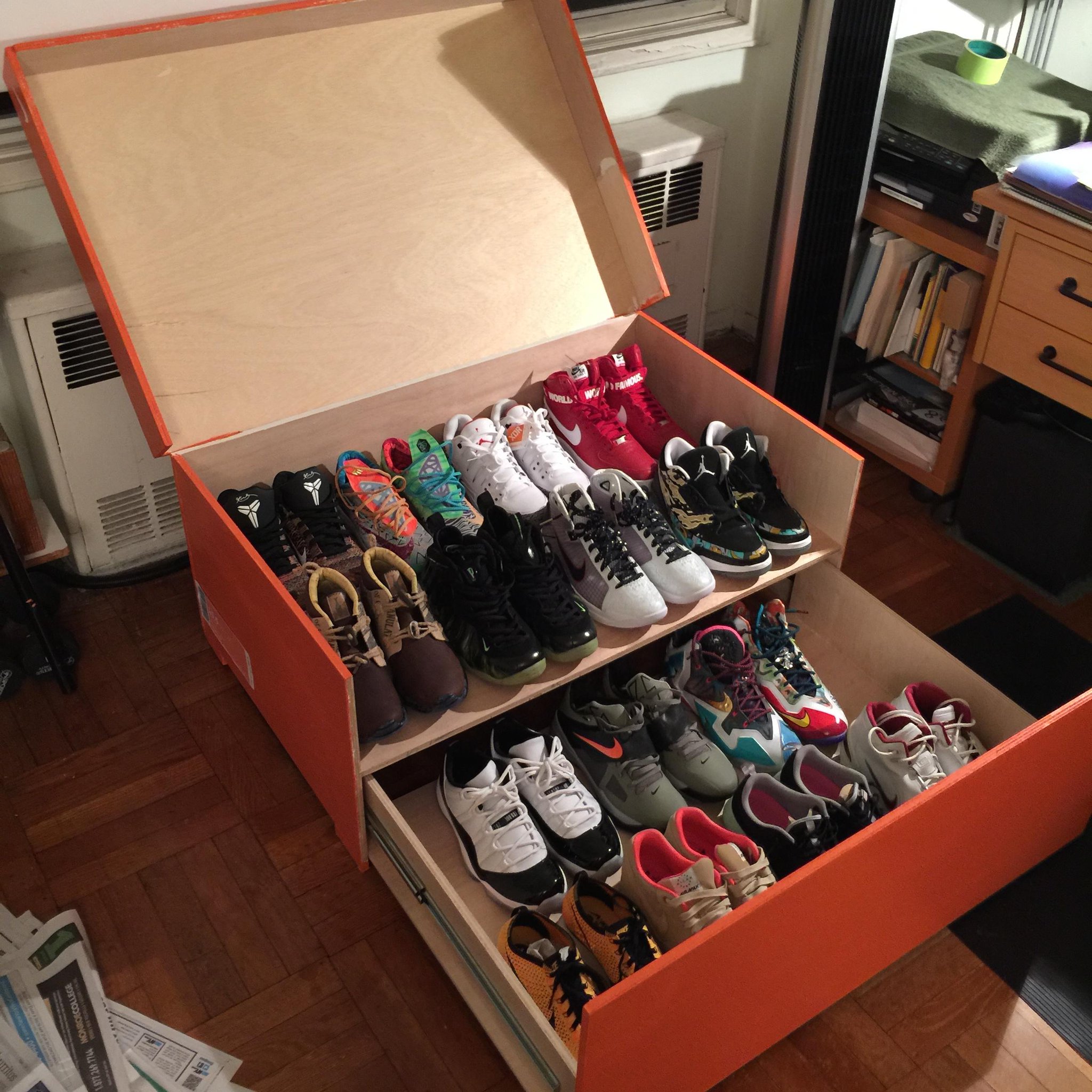 Nike top big box
