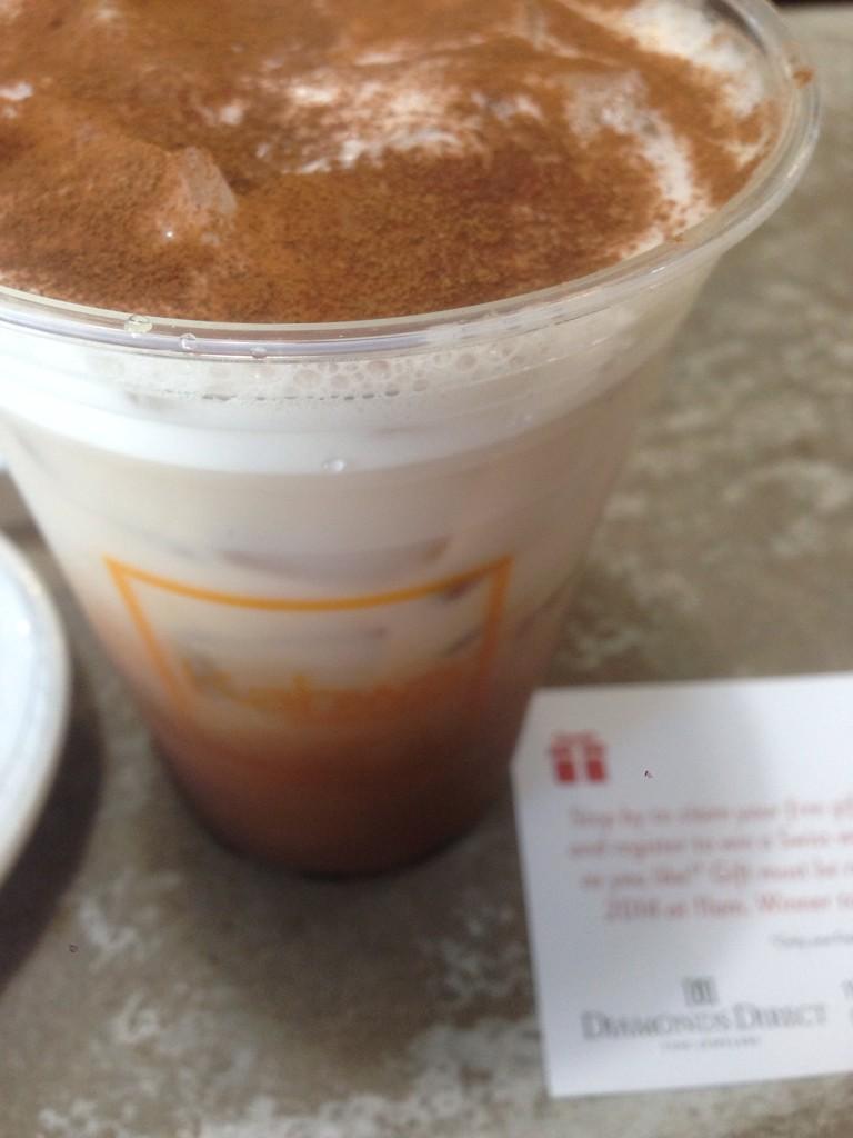 iLovetheBurg's tweet image. An iced #DolceLatte from @KahwaCoffee on this gorgeous afternoon! Try it...Tis good + get a gift! @diamondsdirect