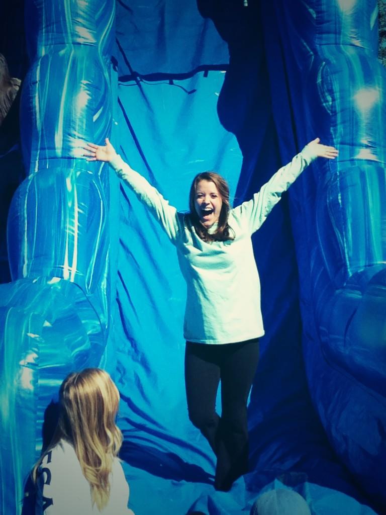 ChiOmega_LSU's tweet image. Our cute VP! Love ya @CateBrooks