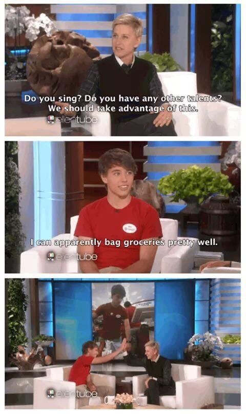 MernaSesco's tweet photo. How in the world would he be famous for bagging groceries. #alexfromtarget #AlexFromTargetAtTargetWithEllen http://t.co/MZhuf6jUWf
