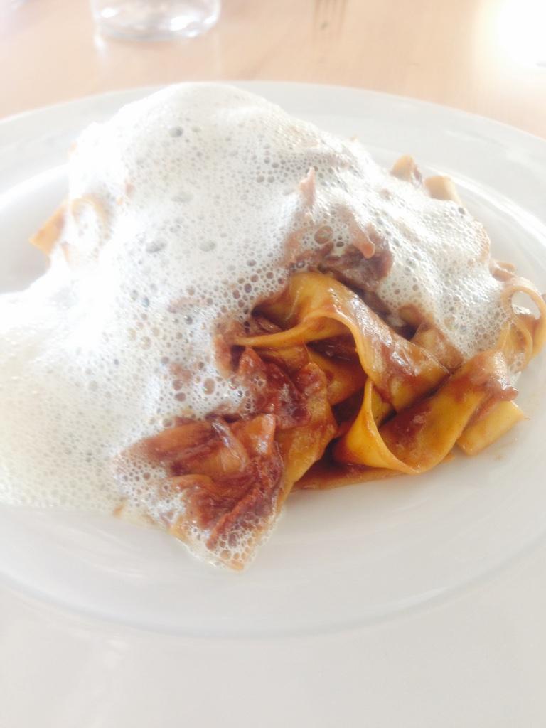 Topofthepontch's tweet photo. #duck #confit #pasta with white and gold chanterelle #mushrooms. #Apple #egg #nog #foam for special tonight. http://t.co/4uabz56i5K