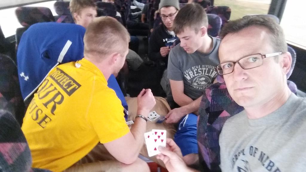 CoachMarcBauer's tweet image. Hey everyone!  Jensen takes home the first road trip victory of the season.  Only took 6 hands #premadonna #pureluck