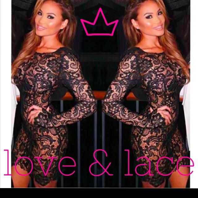 Dress Up Doll tweet media