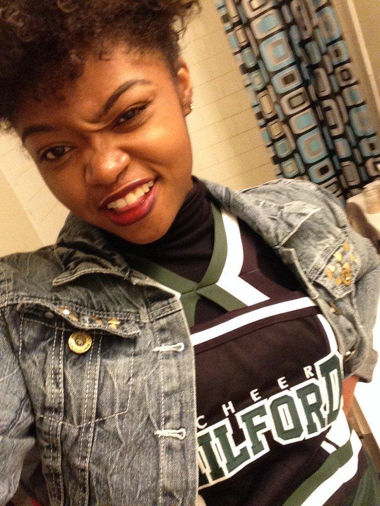 GxldASHes's tweet photo. Babygirl looking FIERCE!!!! #CheerReady ππππ₯π₯ http://t.co/ECjIgy5dOG
