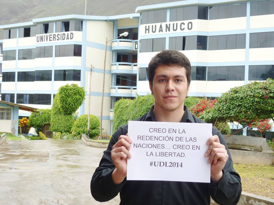 iplprolibertad's tweet photo. Becarios #UDL2014: "Mi nombre es Davis Figueroa y soy de Huánuco. Egresé de la Universidad de Huánuco". http://t.co/zKU4jWsLTz