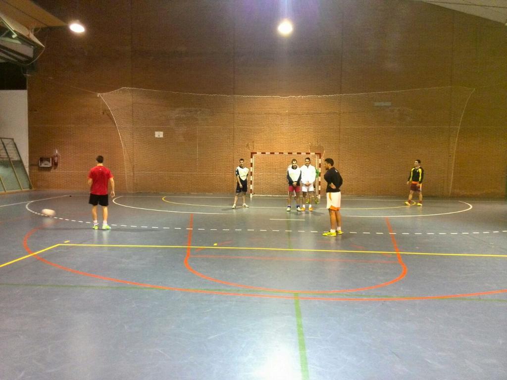 Buen entrenamiento el de hoy del equipo. A descansar que os lo mereceis. Mañana más y mejor.