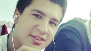 hbrtime's tweet photo. Liseli Tuğra, halı sahada öldü.
http://t.co/8Wwv4xwuxo http://t.co/F2JZxI45La