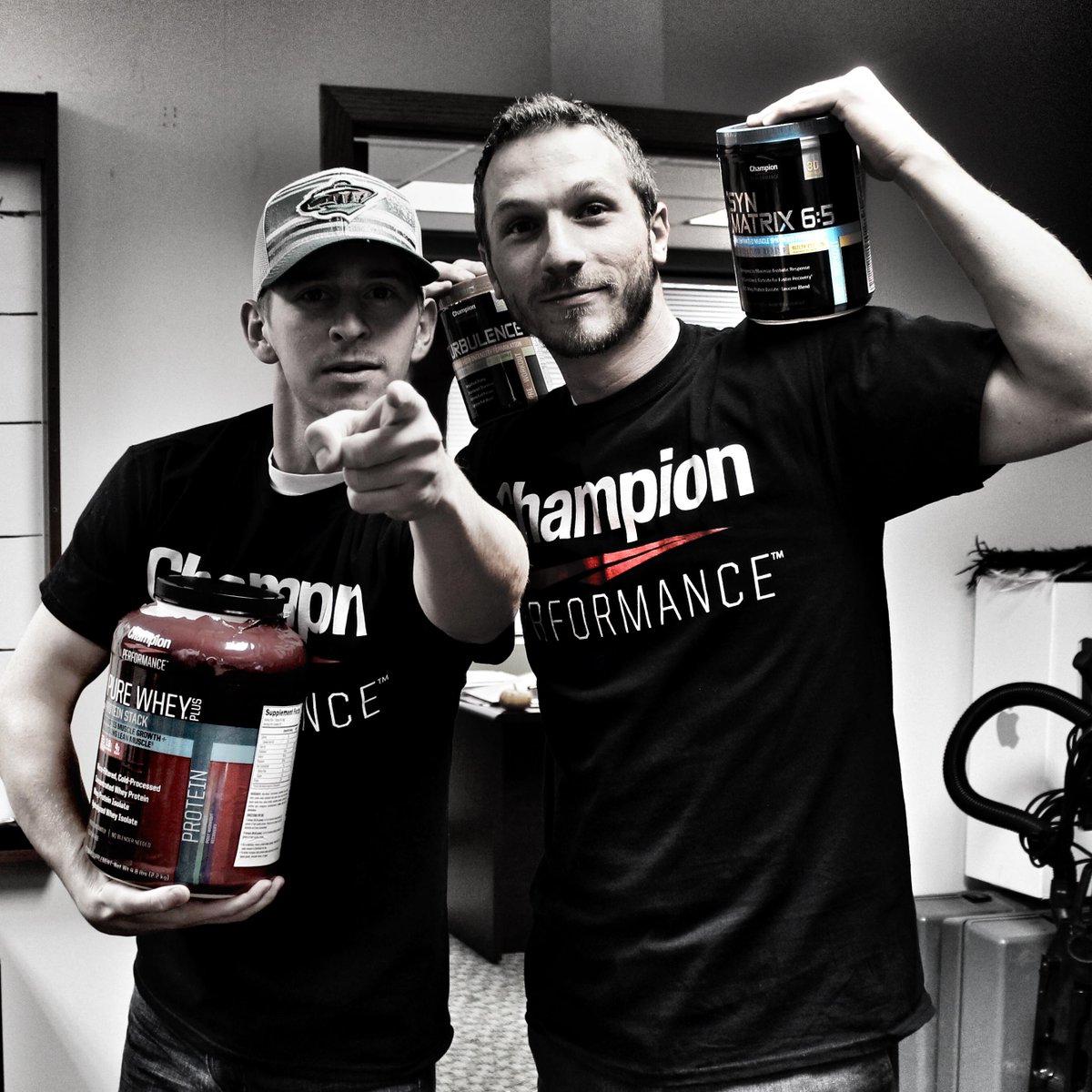 SynecoreTech's tweet image. #RiseAbove @Royersm87 and @1nonlyKevinPage. Gonna kill it with their @teamchampion products! #ClientPerks