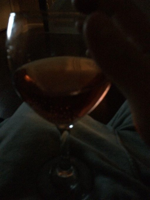 Cup of wine http://t.co/Qwtws3Vfeb<a href="/tag/single"class="tags"><span>#single</span></a>