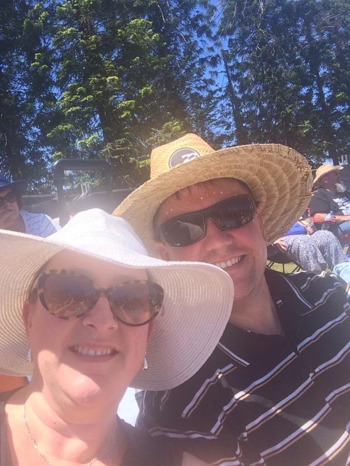 geoffnewey's tweet photo. Enjoying the sun and the music at #2014SCMF #sydneyhills http://t.co/CJF6DUJoew