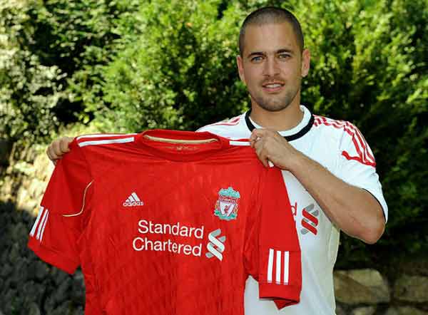 Happy birthday to Ex Joe Cole (8 November 1981) 