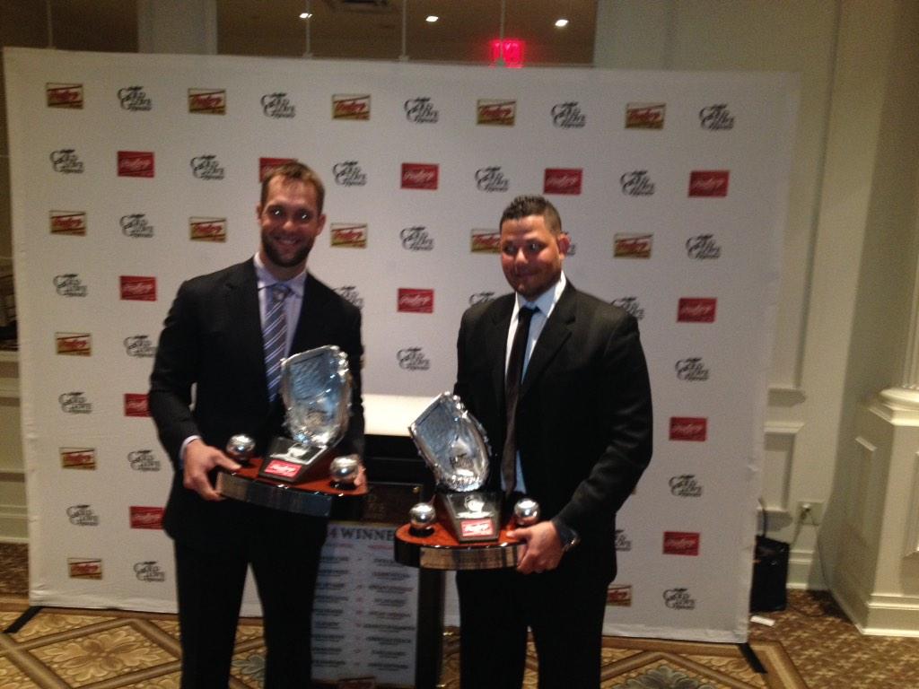 Royals's tweet image. RT @RawlingsSports: 2014 #PlatinumGlove award winners @Yadimolina04 and Alex Gordon @Royals @GoldBaseballs http://t.co/C936xj0Mj1”