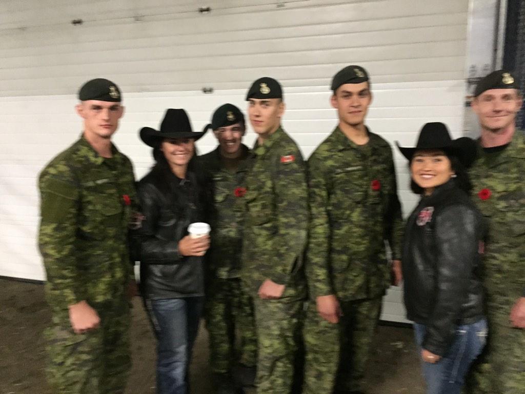 BraidyHowes's tweet photo. Supporting our troops proud Canadian and proud American #CFR41 @britanyjdiaz http://t.co/zmEiQUsWIy