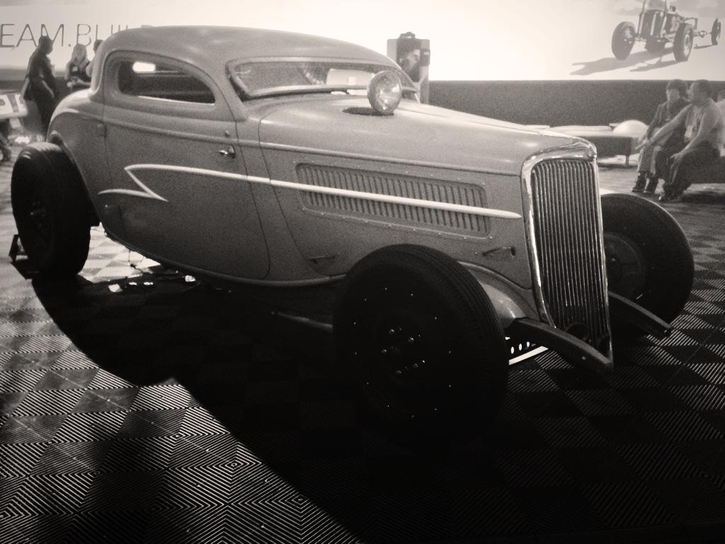 LiveAtSEMA's tweet photo. The #sema crowds loved this sexy #chopped coupe, #workinprogress http://t.co/5AkVcS2ddt