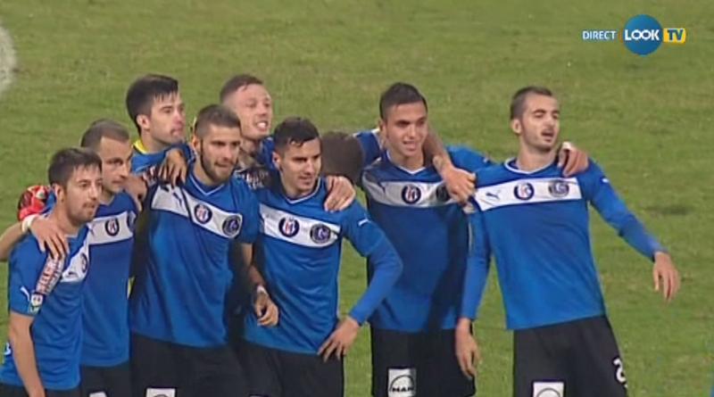 Nikolov and teammates after the big win