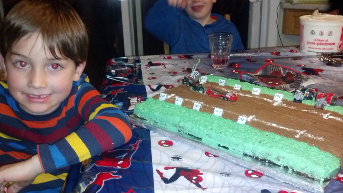 Happy bday SP! Turning 7 with one of grandma's famous pulling cakes!