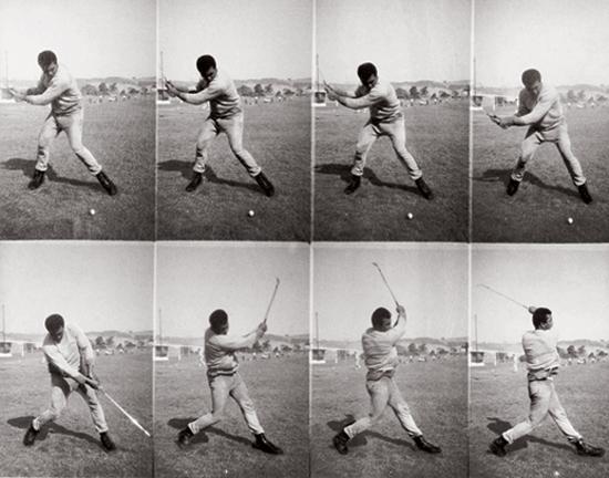GolfDigest's tweet photo. Float like a butterfly, sting like a bee. Swing a golf club like a ____? http://t.co/E0pEfHWbse http://t.co/jTOsG048kj