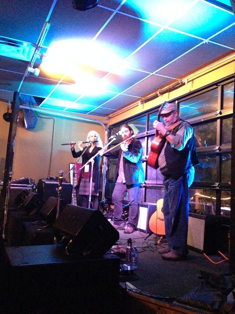 musicnovascotia's tweet photo. Beautiful instrumental music from Papilio at @SplitCrowTrur0 #NSMW2014 http://t.co/m4Ueynzsih