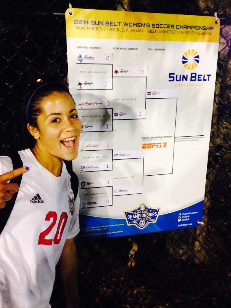 EmilySleeman_8's tweet photo. If you can't physically be there in Mobile at 1 then you better be tuned in on ESPN 3!!! 📺 http://t.co/nBPOv7indQ