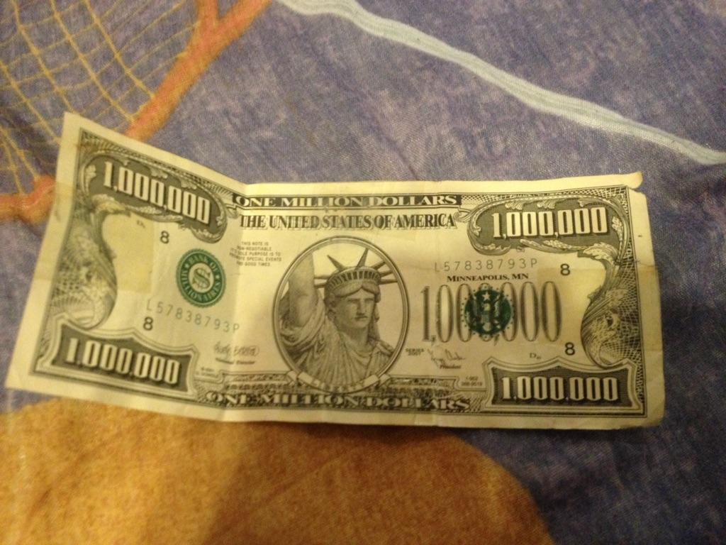 DenisHalilbasic's tweet image. IM RICH BITCHS