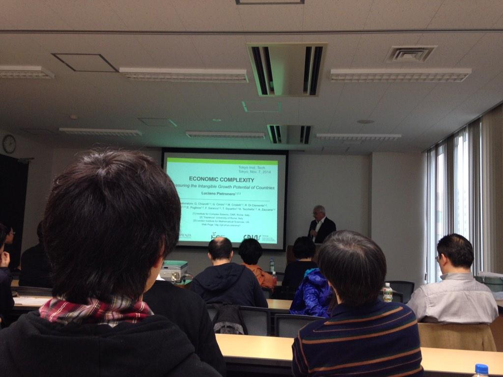 SMSEC2014's tweet image. Seminar has started with full of people.