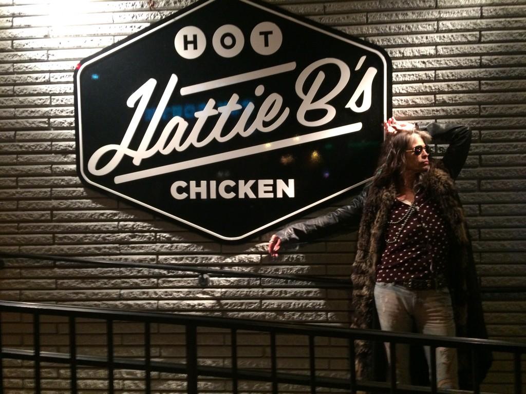 IamStevenT's tweet photo. HATTIE B'S FINALLY SHUT ME THE CLUCK UP http://t.co/J7TRPNB4dy