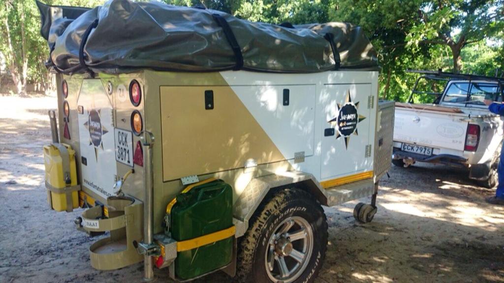 Another Infanta 4x4 trailer project. #Camping #branding