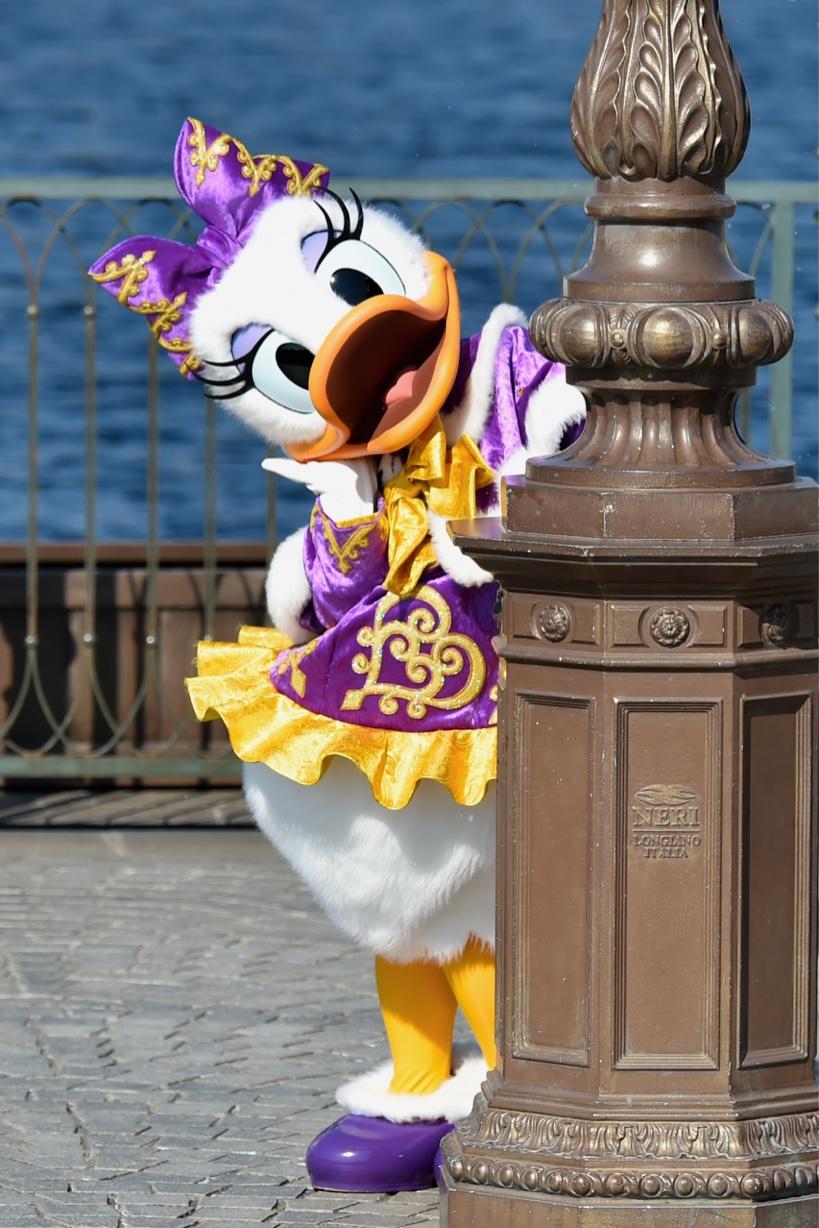 Mezzomikiのディズニーブログ カラフルホリデーグリーティングの可愛いデイジー Http T Co Gwj9hiupat Http T Co Lvcmjltuaf Twitter