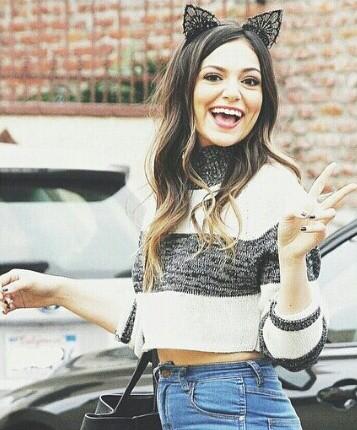 Happy Birthday to my role model Bethany Mota. I love you so much and you inspire me a lot  hope you had a great day 