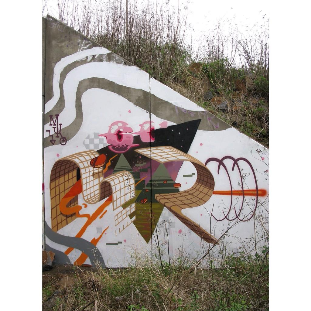 Día en familia con <a href="/acon_r/">R!rika❀.</a> #mrmuro #mur0ne #retrofuturismo #murone