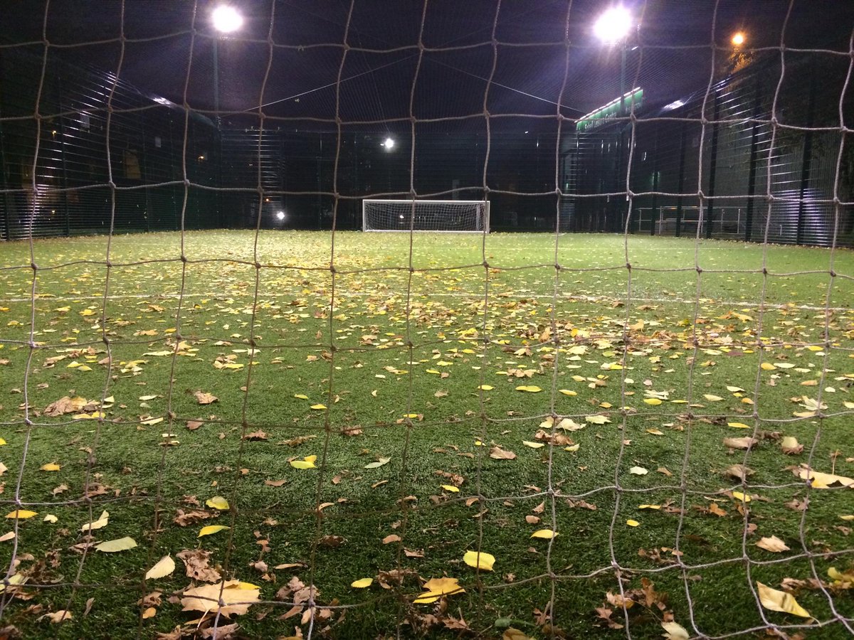 nohypehere's tweet image. Theatre Of Dreams (the five-a-side version) #sobell #terriblefirsttouch #andsecond