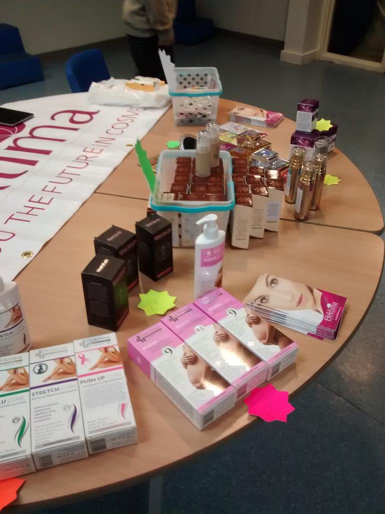 efektimasales's tweet photo. Doing some sales today at Kilburn Park #London! Don't forget our #efektimapromo http://t.co/EucyRiM2B3