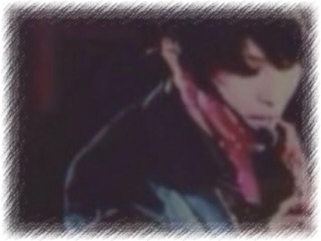 __y____oO's tweet photo. 【   寂しい思い為るなら俺が癒したる  】

           夢幻黑 / 完左 / 大切不要

       其の侭2人で  ___  堕ちようか  。

#RTしてくれたnrさんbotさんフォローする http://t.co/JMoXZuju4F